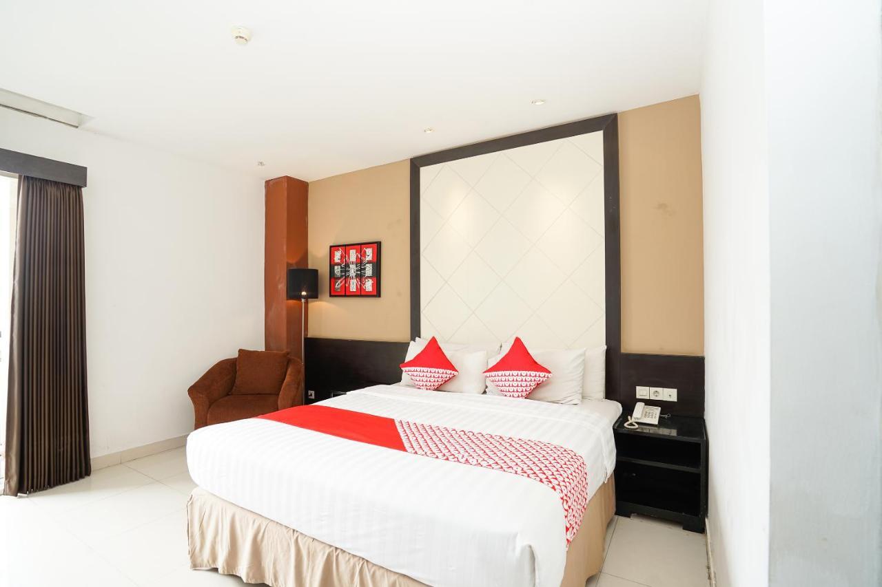 Oyo 197 Prime Royal Hotel Kapasari Exterior foto